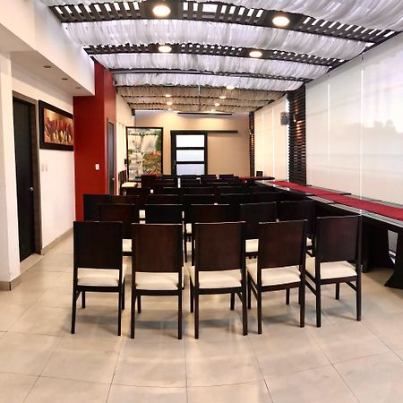 Hotel Santiago De Compostella Suites Cuenca Exterior photo