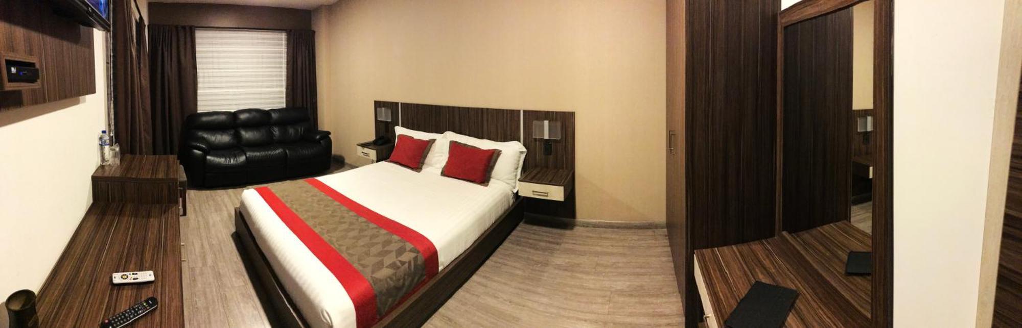 Hotel Santiago De Compostella Suites Cuenca Exterior photo