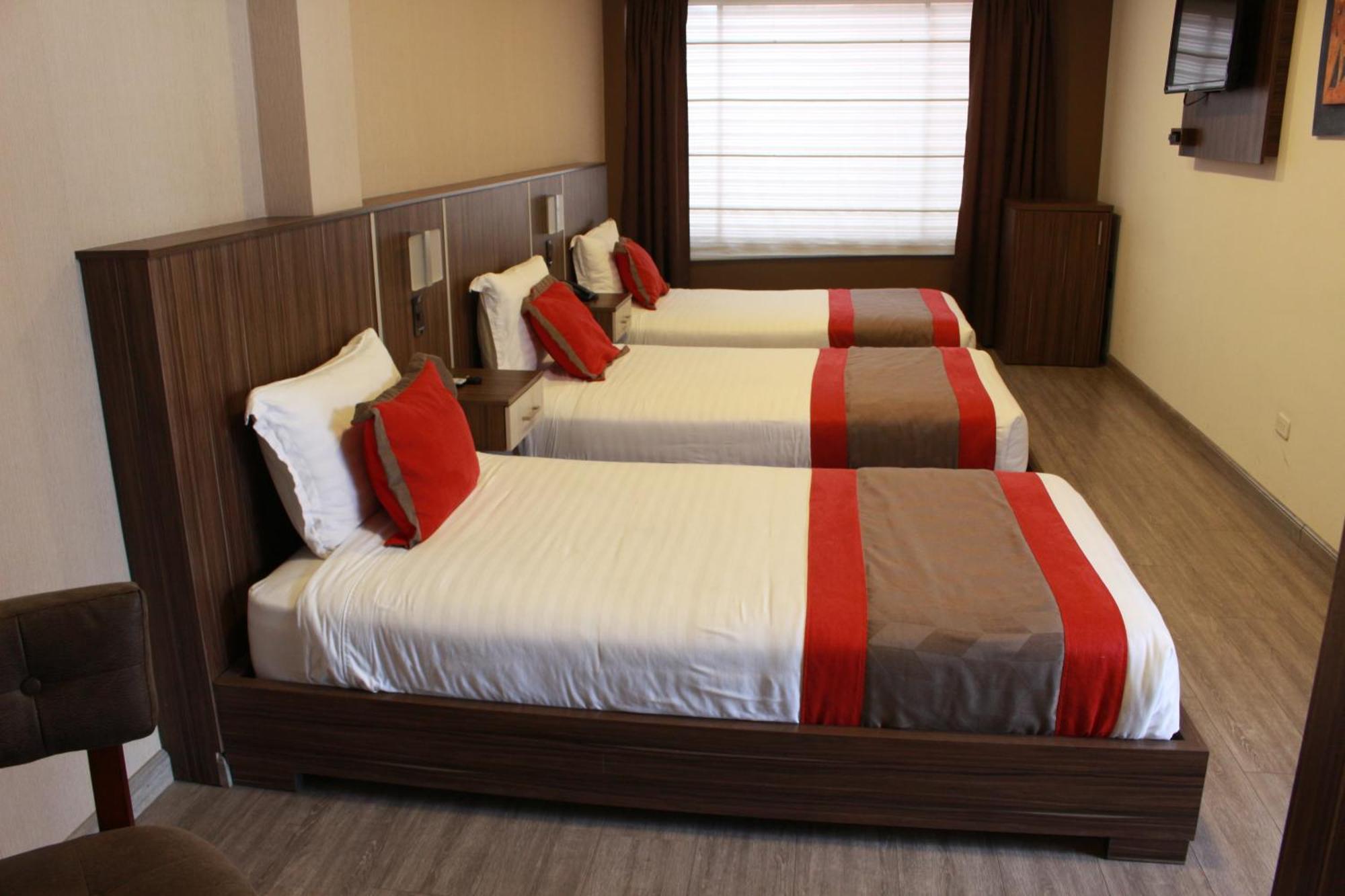 Hotel Santiago De Compostella Suites Cuenca Exterior photo