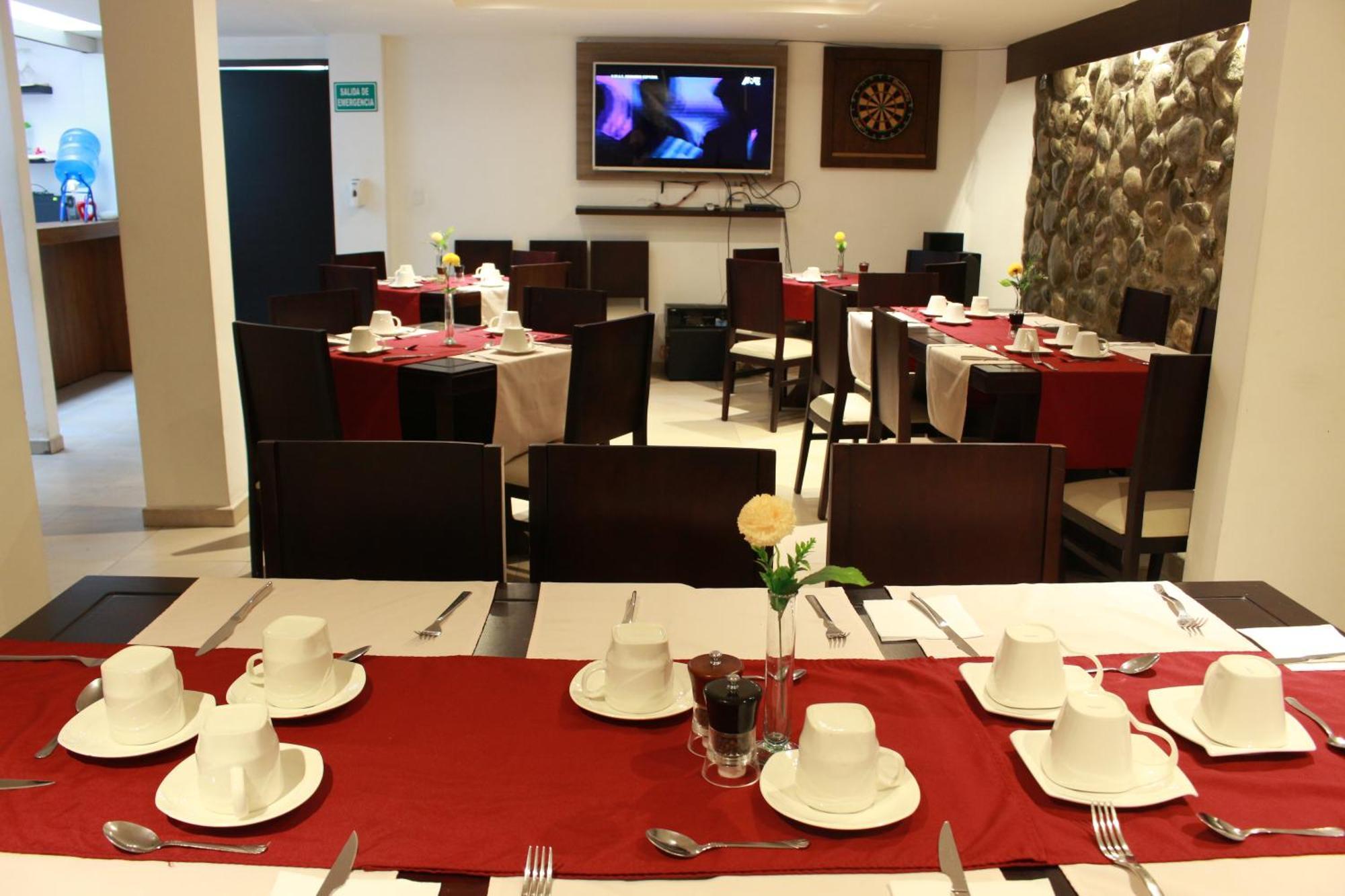 Hotel Santiago De Compostella Suites Cuenca Exterior photo