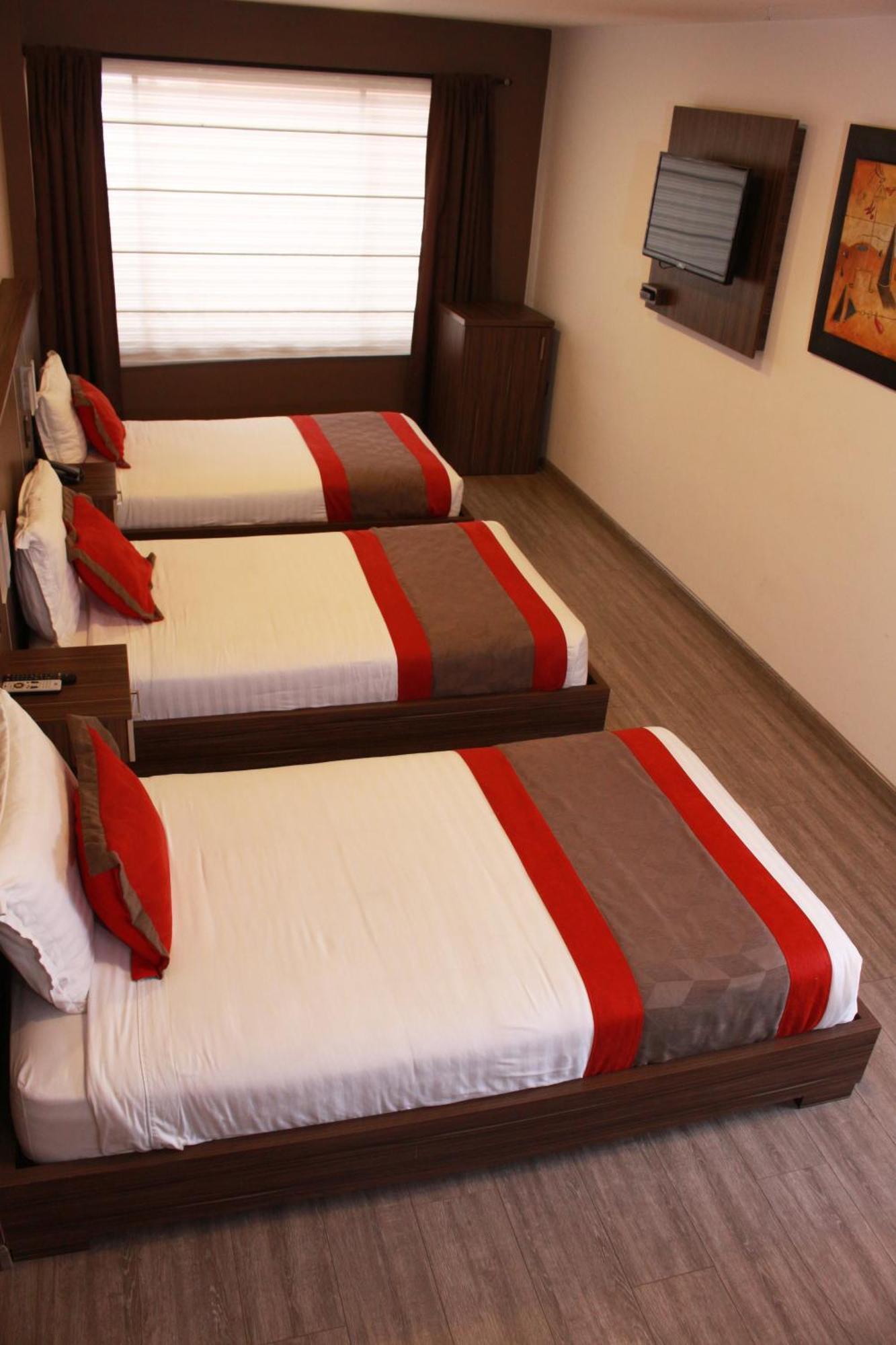 Hotel Santiago De Compostella Suites Cuenca Exterior photo