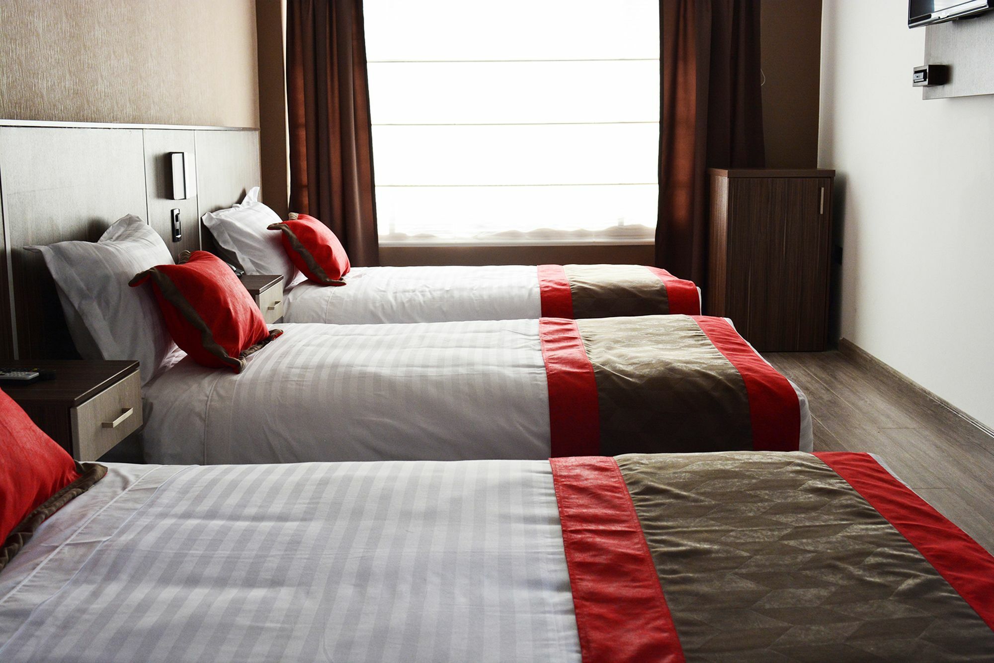 Hotel Santiago De Compostella Suites Cuenca Exterior photo