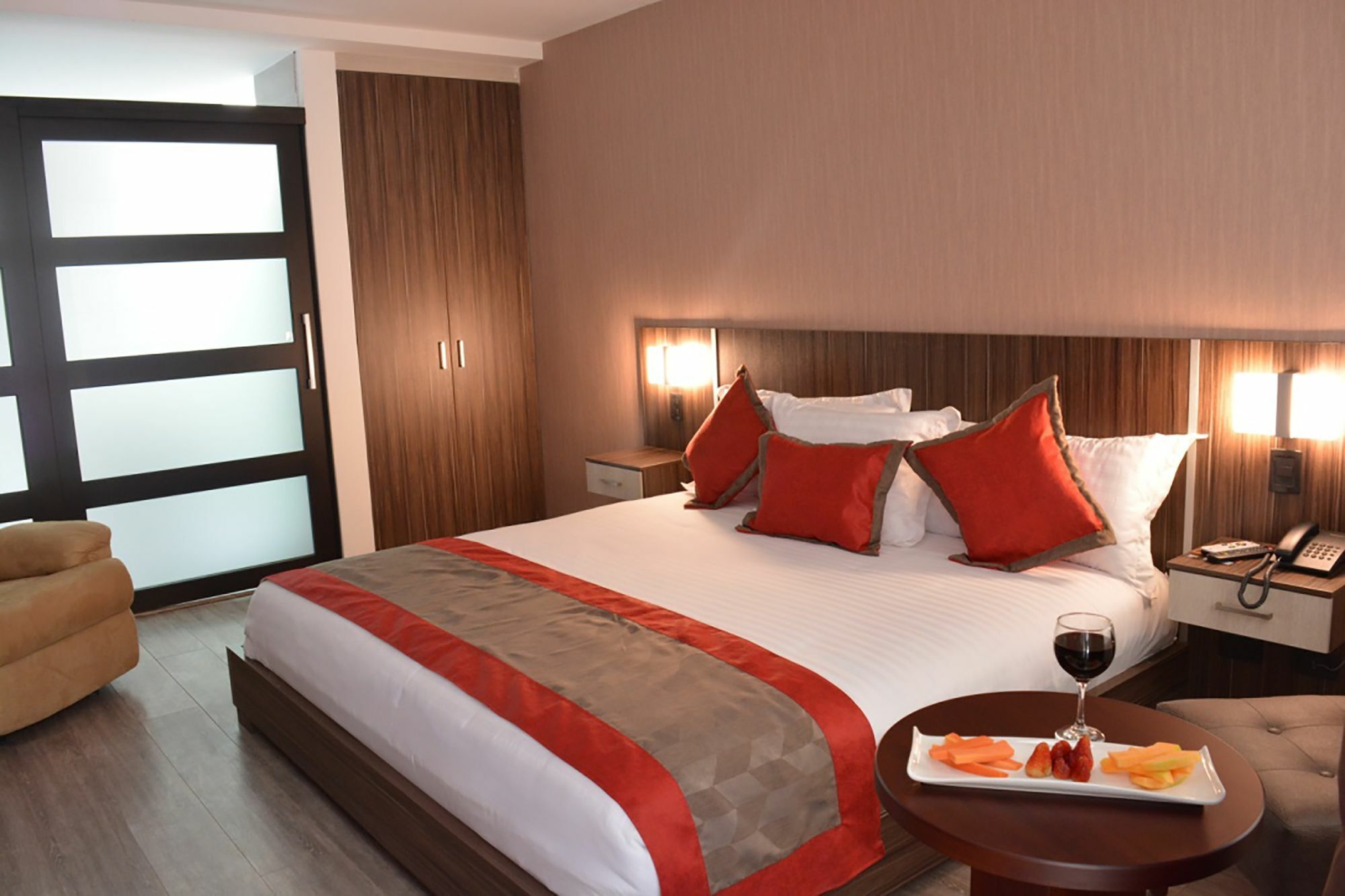 Hotel Santiago De Compostella Suites Cuenca Exterior photo